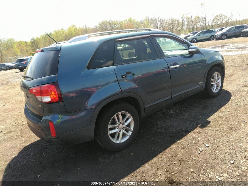 2014 KIA SORENTO LX - 5XYKTCA67EG504146