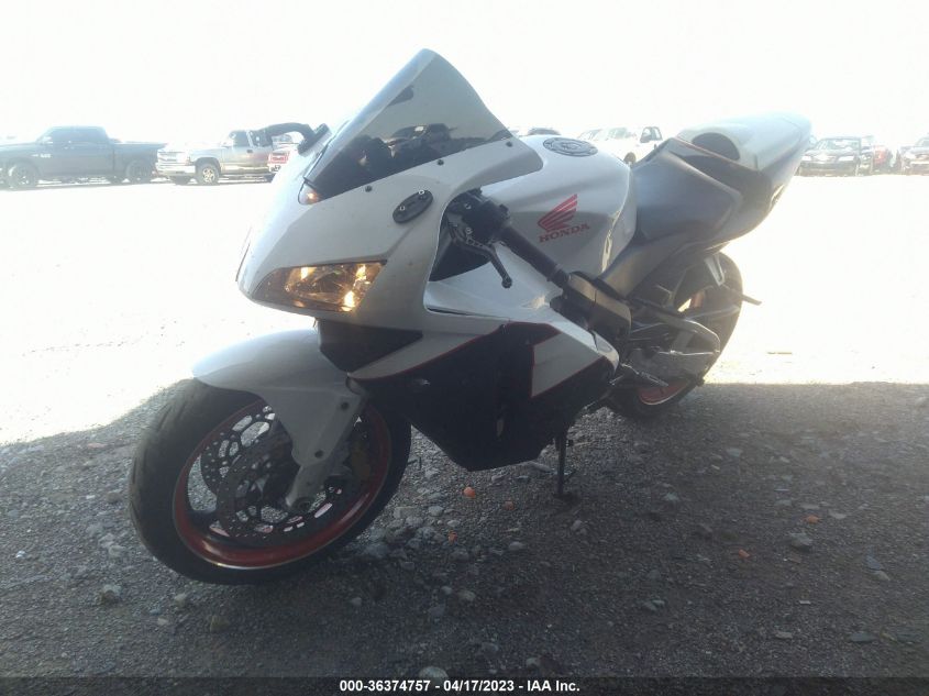 2003 HONDA CBR600 RR JH2PC37003M003160