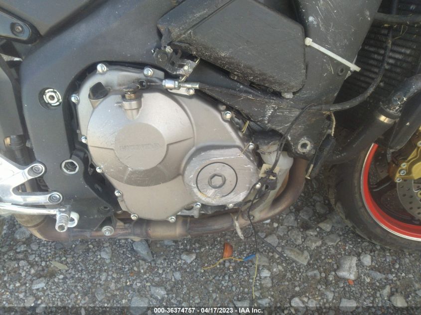 2003 HONDA CBR600 RR JH2PC37003M003160