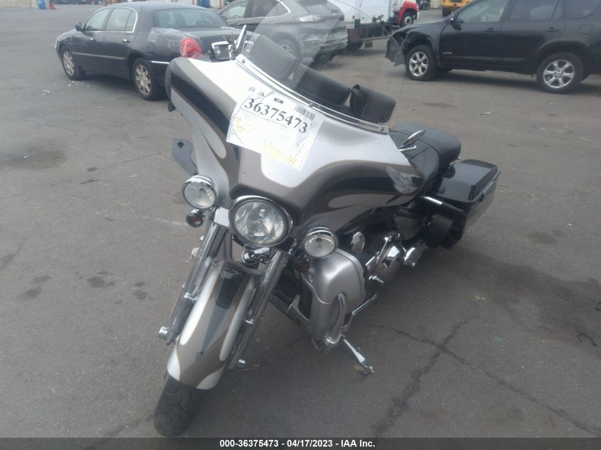 2013 HARLEY-DAVIDSON FLHTCUSE CVO ULTRA CLS ELECTRA GLD - 1HD1PR815DB957881
