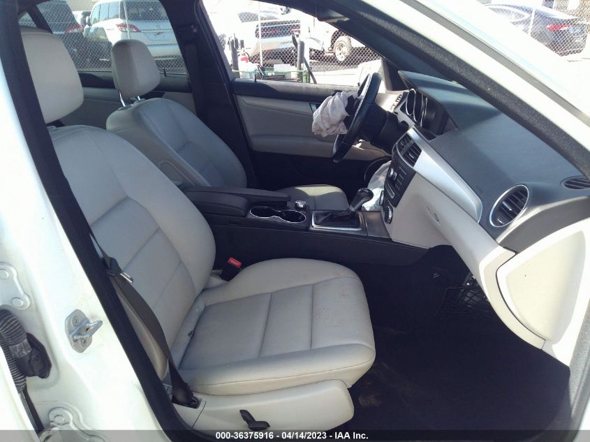 2014 MERCEDES-BENZ C-CLASS C 250 - WDDGF4HB9EG243255
