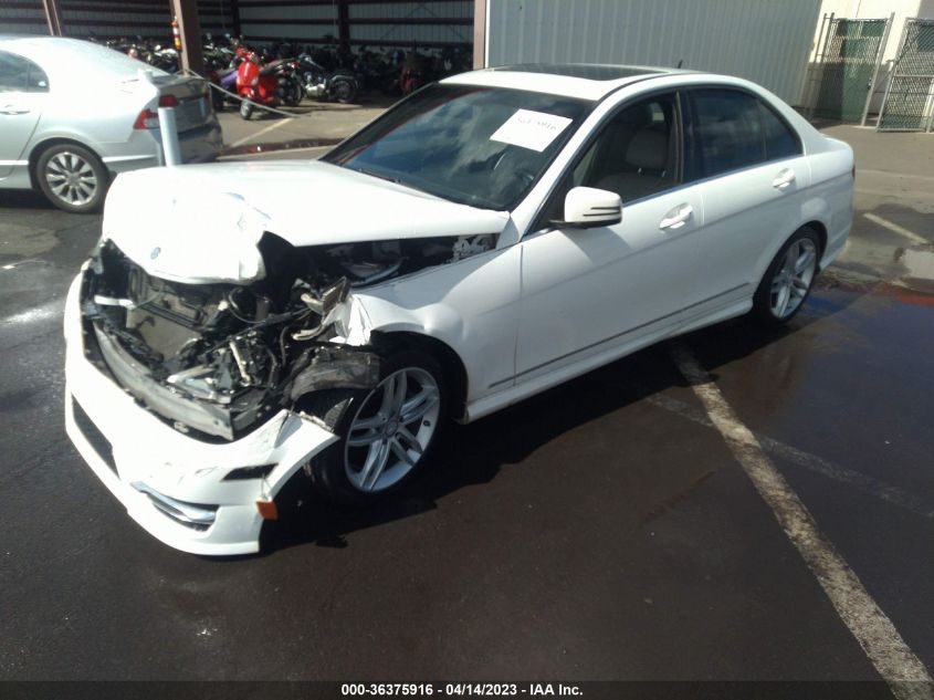 2014 MERCEDES-BENZ C-CLASS C 250 - WDDGF4HB9EG243255