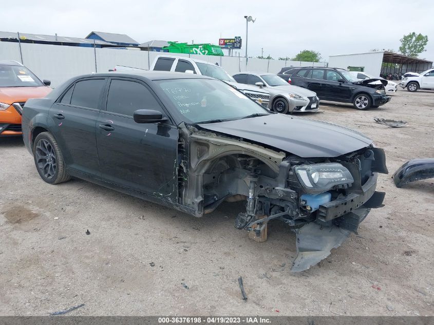 2019 CHRYSLER 300 TOURING - 2C3CCAAG1KH690656