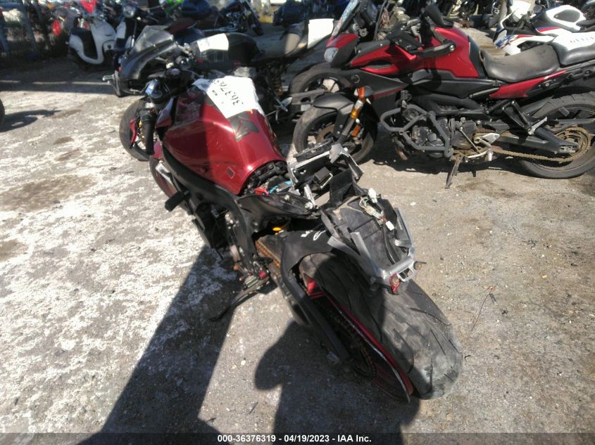 2007 SUZUKI GSX-R750 - JS1GR7KA572110375