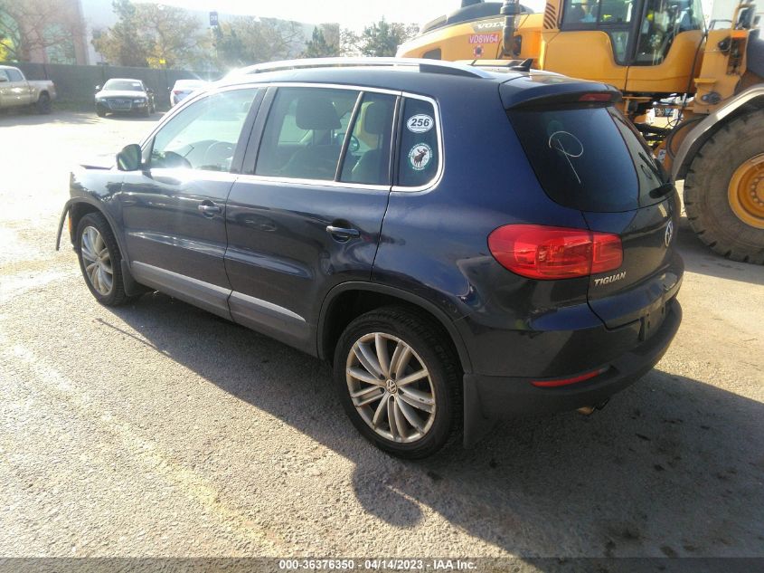 2013 VOLKSWAGEN TIGUAN SE W/SUNROOF & NAV - WVGBV7AXXDW538847