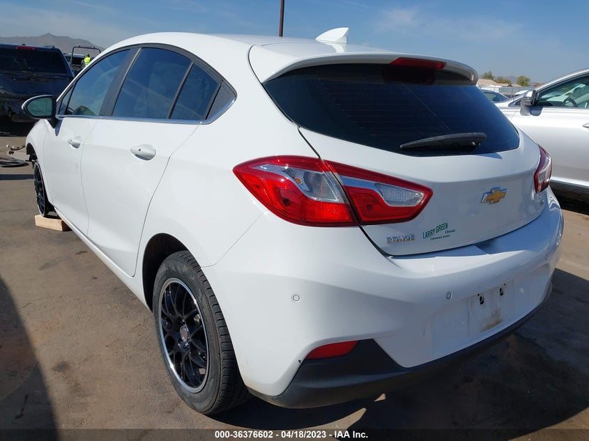 VIN 3G1BE6SM7JS644594 2018 CHEVROLET CRUZE LT