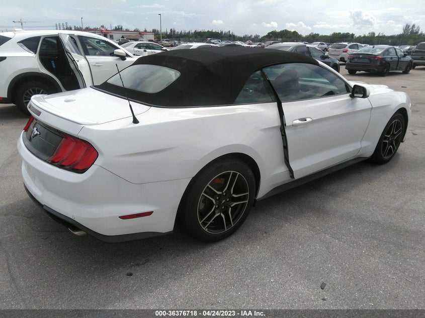 VIN 1FATP8UH0J5111679 2018 FORD MUSTANG ECOBOOST