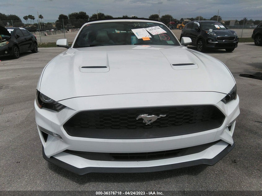VIN 1FATP8UH0J5111679 2018 FORD MUSTANG ECOBOOST