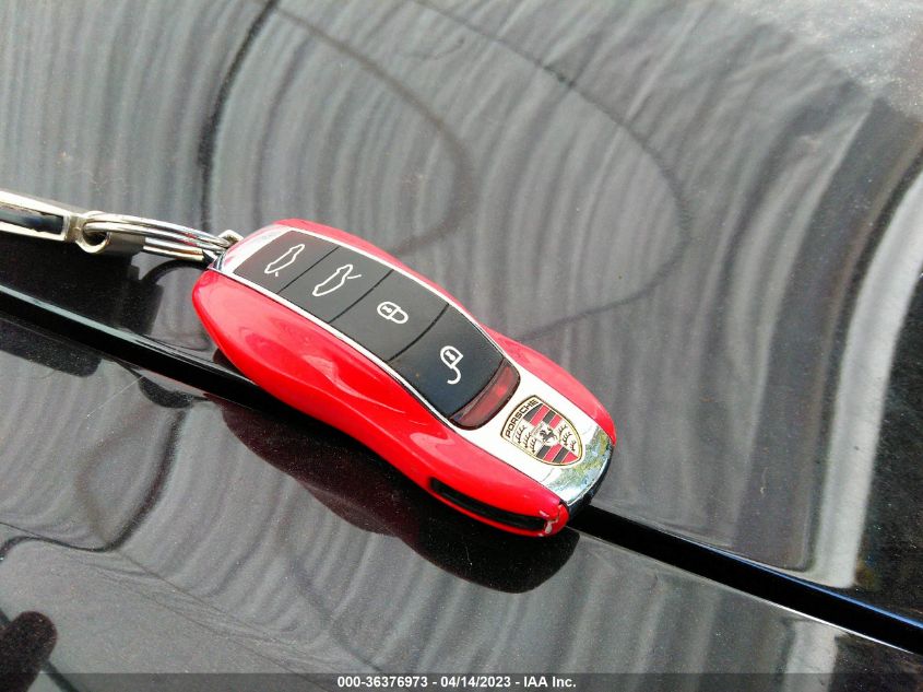 2013 PORSCHE BOXSTER - WP0CA2A83DS112635