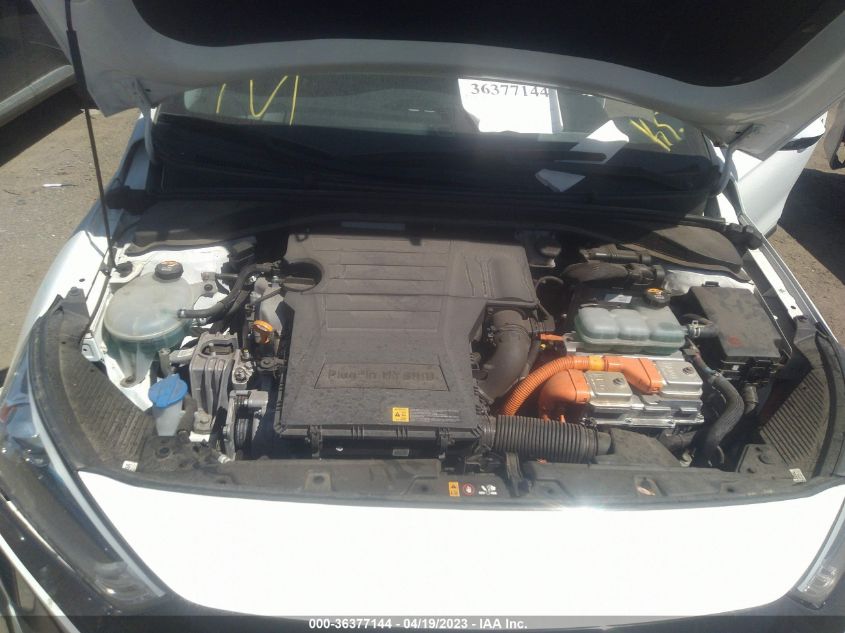 2018 HYUNDAI IONIQ PLUG-IN HYBRID KMHC65LD9JU087085