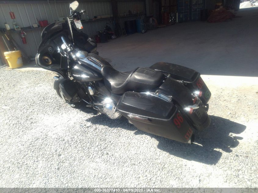 2015 HARLEY-DAVIDSON FLTRX ROAD GLIDE - 1HD1KHM15FB669098