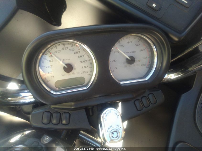 2015 HARLEY-DAVIDSON FLTRX ROAD GLIDE - 1HD1KHM15FB669098