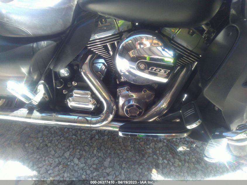 2015 HARLEY-DAVIDSON FLTRX ROAD GLIDE - 1HD1KHM15FB669098