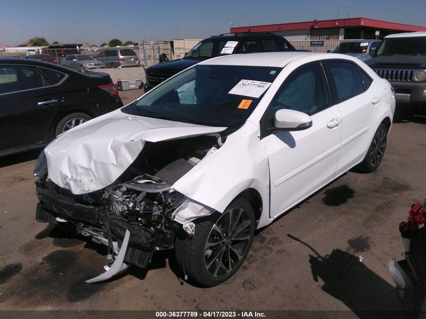 VIN 2T1BURHE4JC067757 2018 TOYOTA COROLLA SE