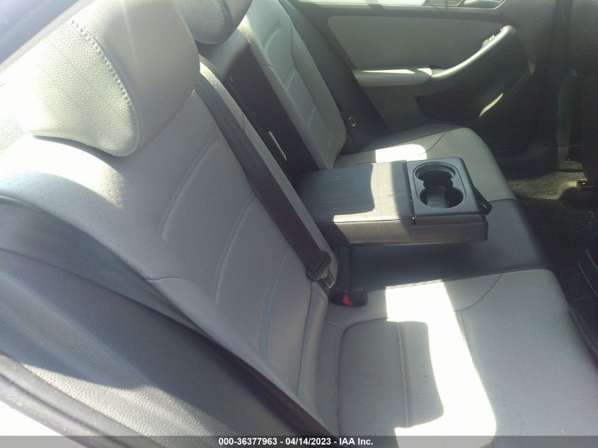 2014 VOLKSWAGEN JETTA SEDAN HYBRID SEL - 3VW637AJ9EM220076