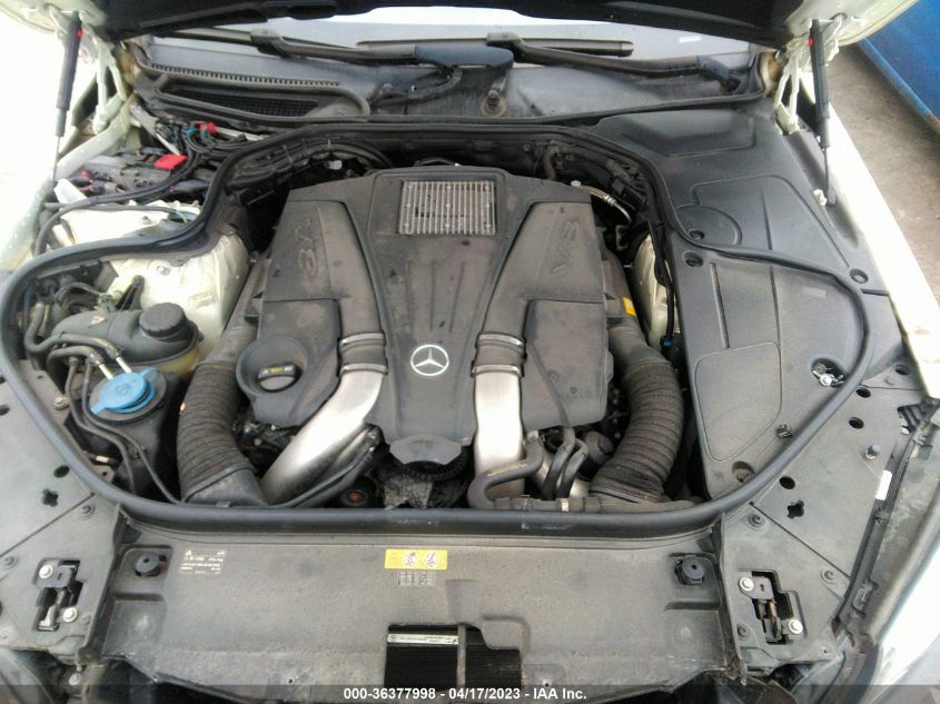 2015 MERCEDES-BENZ S-CLASS S 550 - WDDUG8FB2FA097831