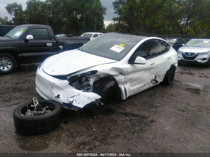 VIN 7SAYGDEE2NF311144 2022 TESLA MODEL Y LONG RANGE