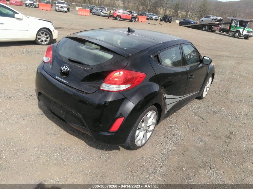 2013 HYUNDAI VELOSTER W/GRAY INT - KMHTC6AD8DU116825