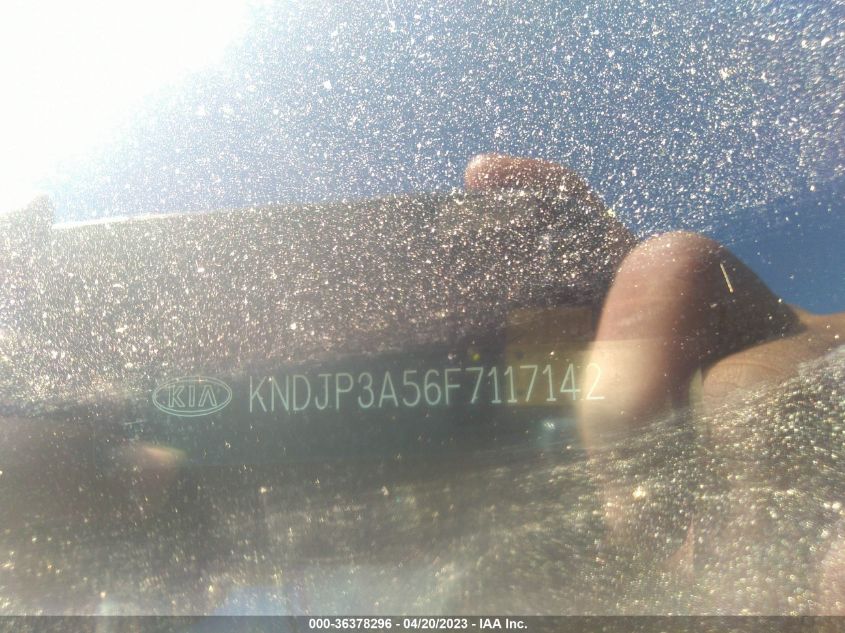 2015 KIA SOUL + - KNDJP3A56F7117142