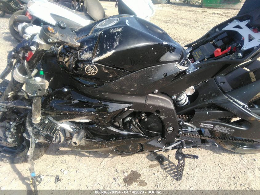 2020 YAMAHA YZFR6 JYARJ28E8LA005490