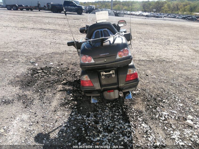 2010 HONDA GL1800 1HFSC47L4AA900165