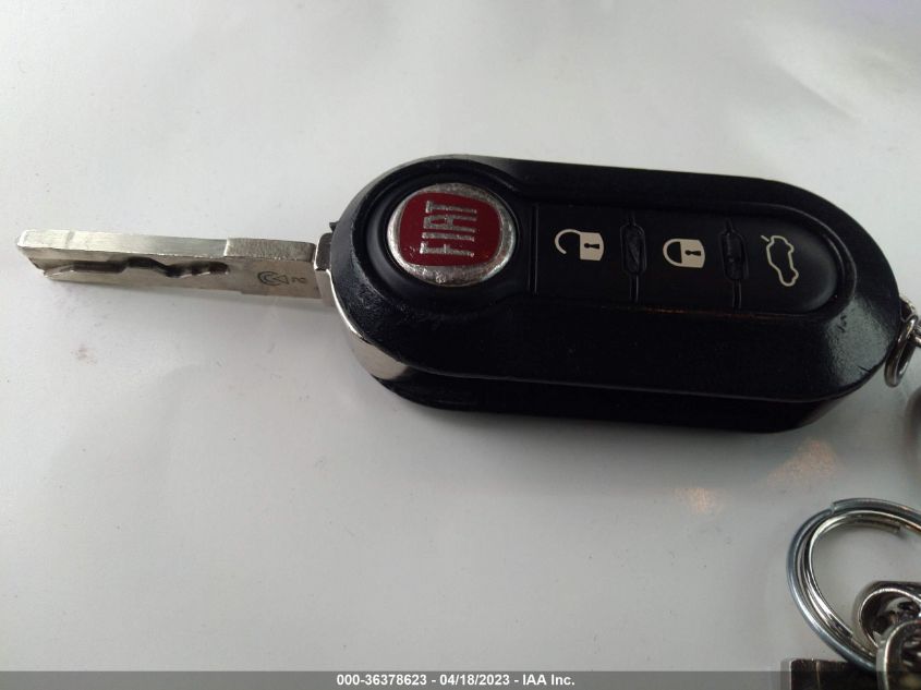2014 FIAT 500L EASY - ZFBCFABH1EZ003080