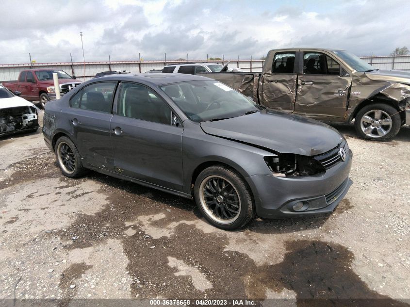 2014 VOLKSWAGEN JETTA SEDAN TDI W/PREMIUM/NAV - 3VWLL7AJ0EM413901