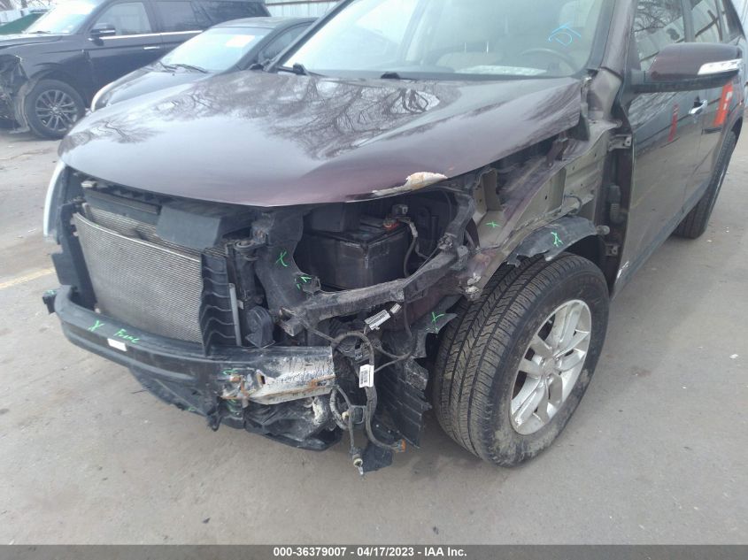 2015 KIA SORENTO LX - 5XYKTCA60FG615347