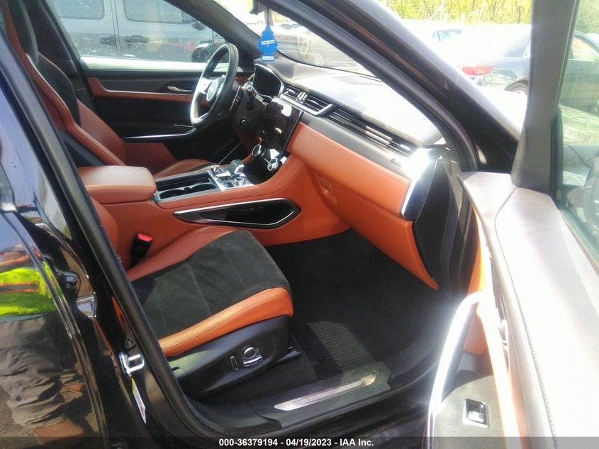 VIN SADCZ2EE7MA687873 2021 JAGUAR F-PACE SVR