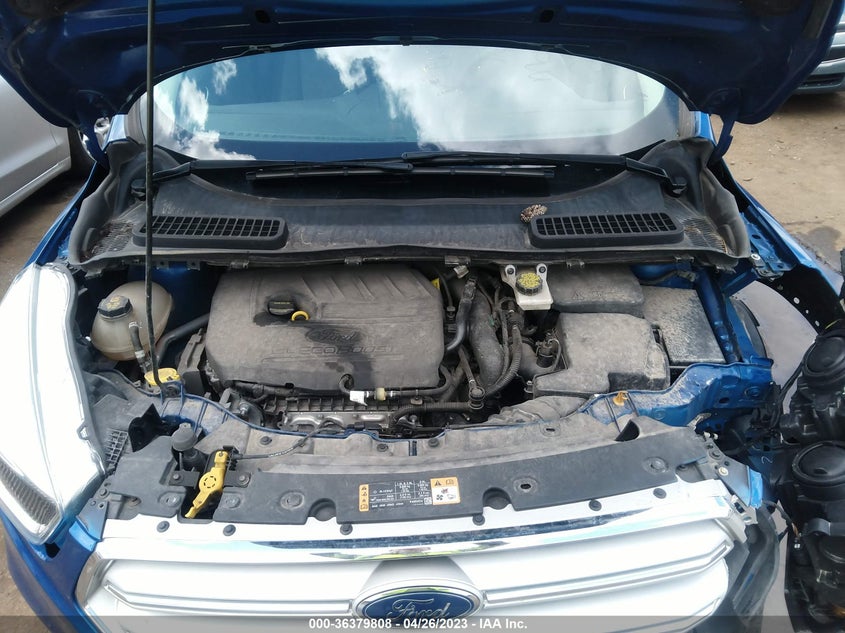 VIN 1FMCU9GD7JUB45413 2018 FORD ESCAPE SE