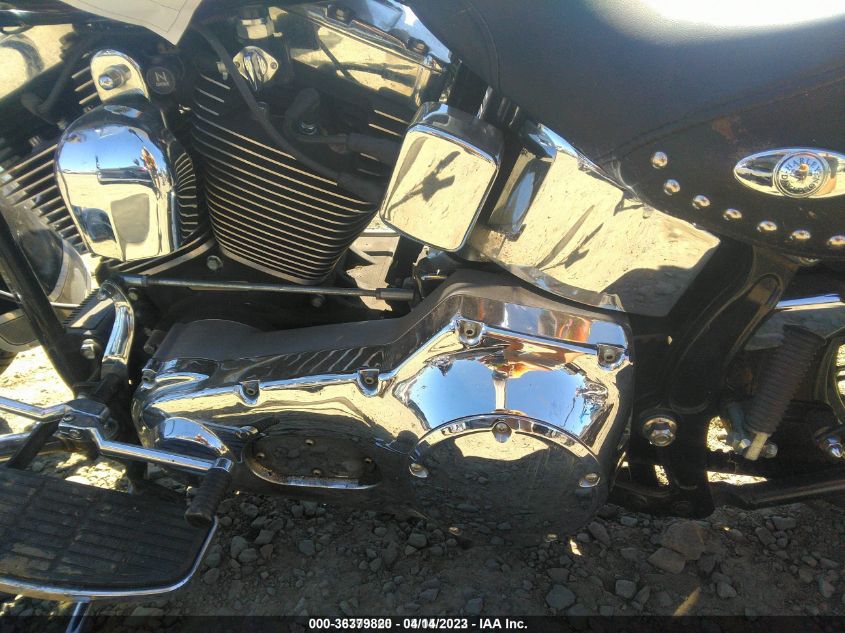 2000 HARLEY-DAVIDSON FLSTC 1HD1BJY1XYY071428