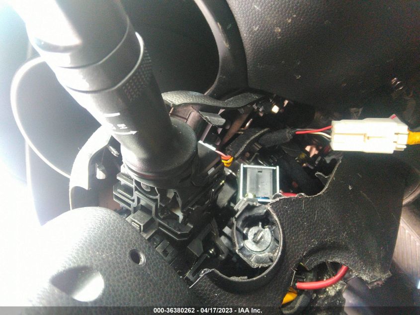 2014 KIA SOUL + - KNDJP3A59E7029944