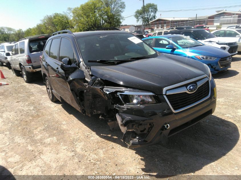 2019 SUBARU FORESTER PREMIUM - JF2SKAGCXKH503484