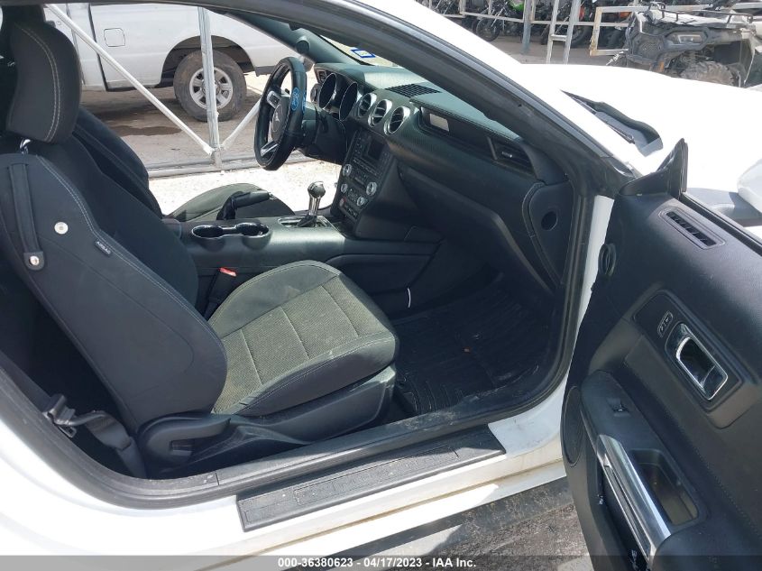 2016 FORD MUSTANG V6 - 1FA6P8AM7G5321848