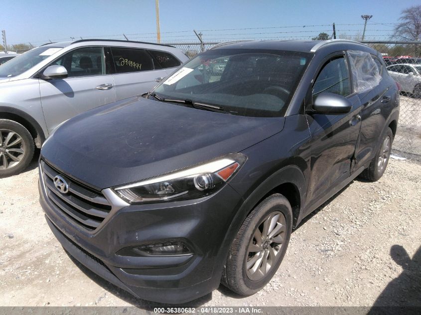 2017 HYUNDAI TUCSON SE - KM8J33A4XHU251428