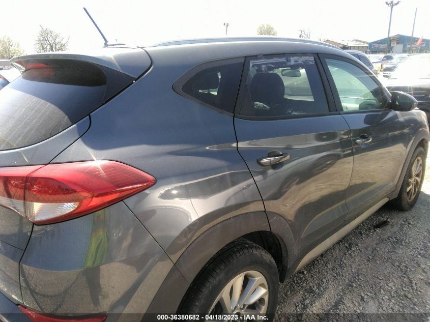 2017 HYUNDAI TUCSON SE - KM8J33A4XHU251428