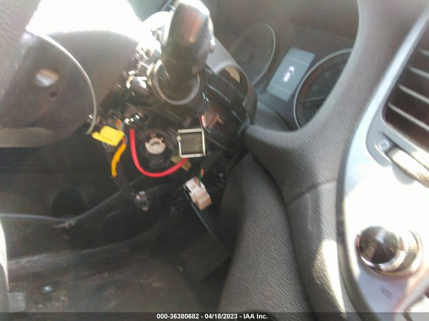 2017 HYUNDAI TUCSON SE - KM8J33A4XHU251428
