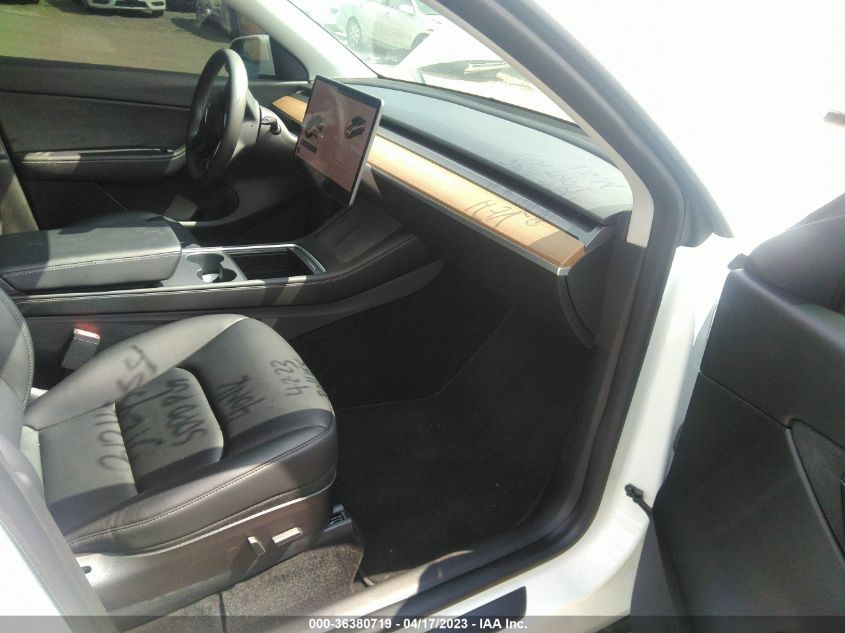 2022 TESLA MODEL Y LONG RANGE - 7SAYGDEE6NF317643