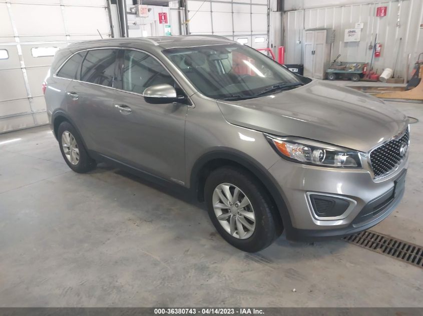 2016 KIA SORENTO LX - 5XYPGDA57GG175510