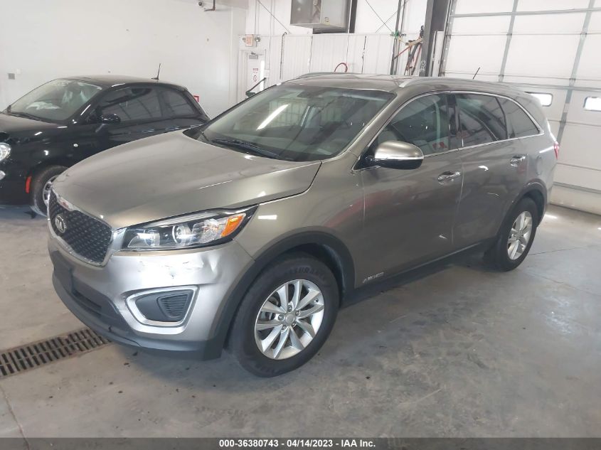 2016 KIA SORENTO LX - 5XYPGDA57GG175510