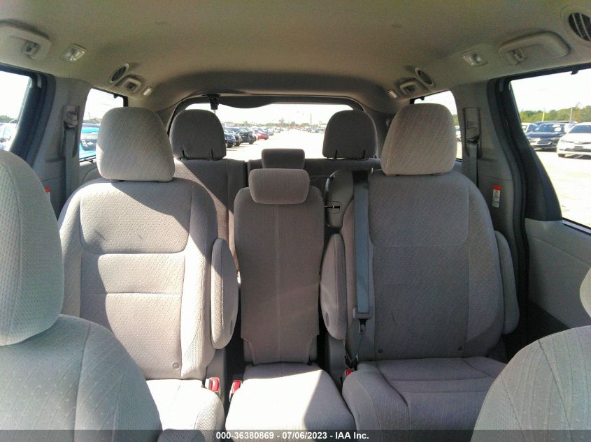 2017 TOYOTA SIENNA LE/SE - 5TDKZ3DC8HS850116