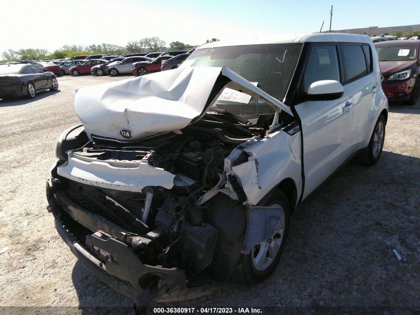 KNDJN2A29K7915649 Kia Soul BASE 6