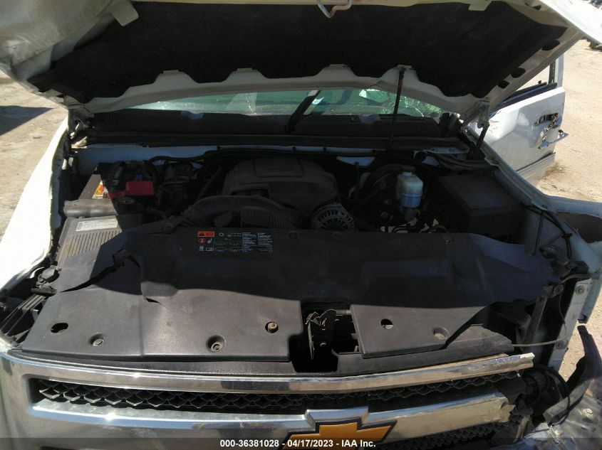 2013 CHEVROLET SILVERADO 1500 LT - 1GCRCSE02DZ348600