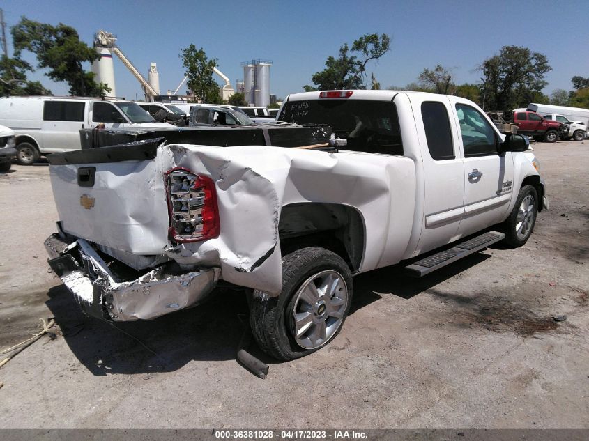 2013 CHEVROLET SILVERADO 1500 LT - 1GCRCSE02DZ348600