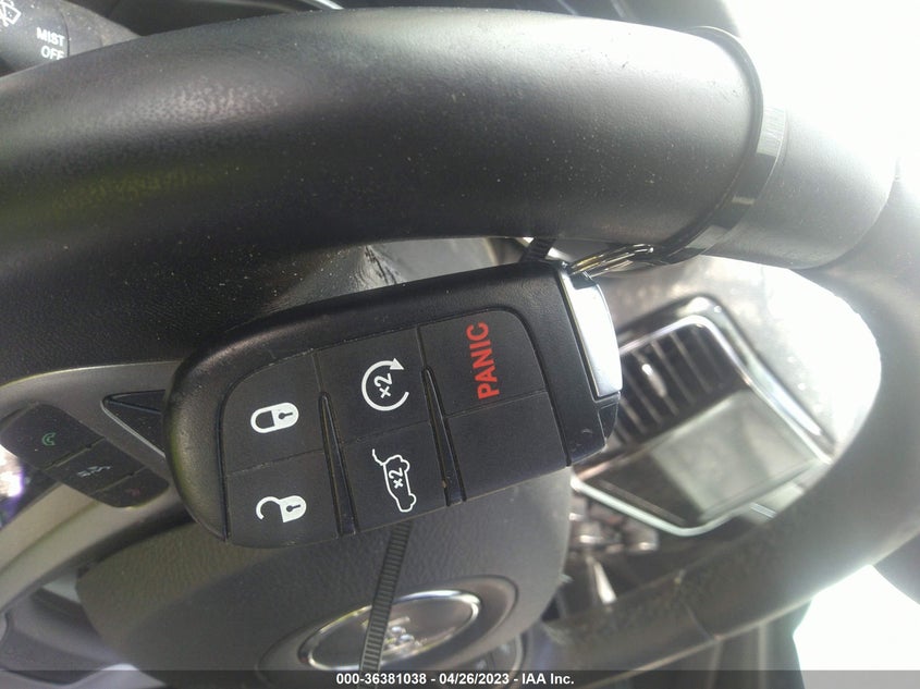 VIN 1C4RJFBG3LC233682 2020 JEEP GRAND CHEROKEE LIMITED