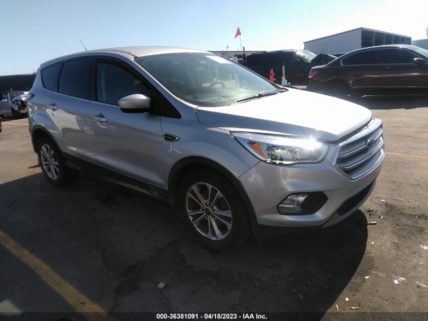 2017 FORD ESCAPE SE - 1FMCU0GD7HUC43685