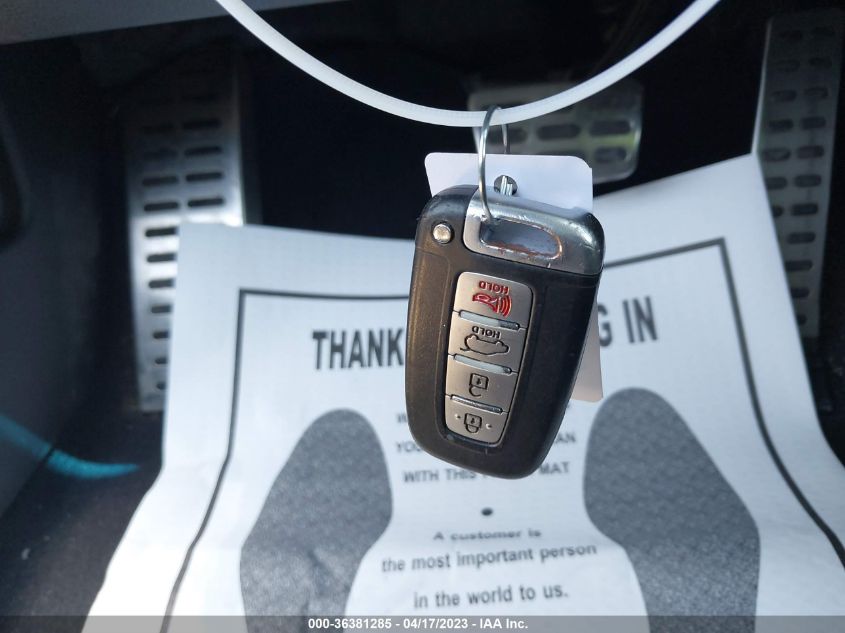 2014 HYUNDAI ELANTRA GT - KMHD35LHXEU193664