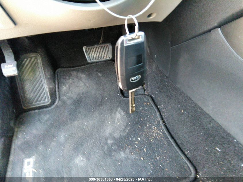 2015 KIA OPTIMA LX - 5XXGM4A78FG366141