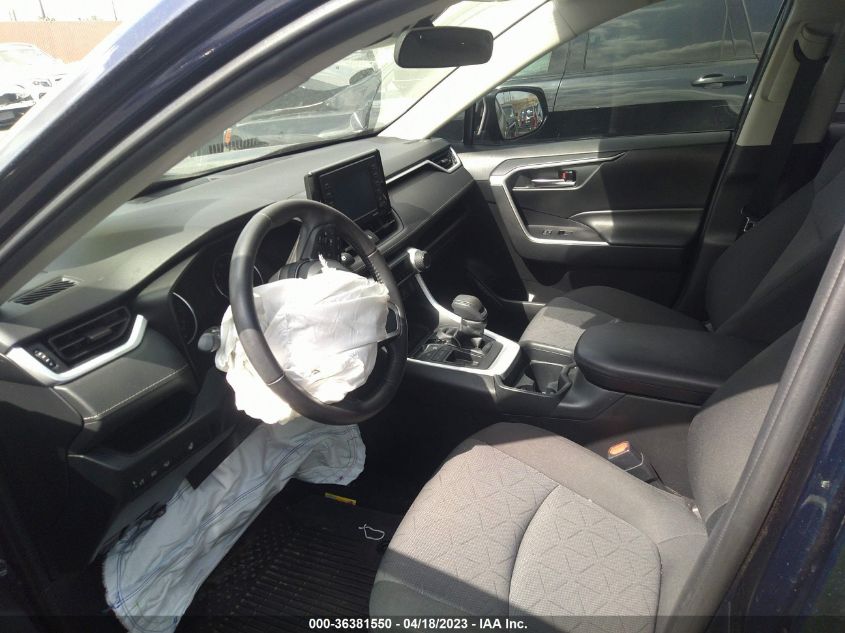 2020 TOYOTA RAV4 XLE - 2T3W1RFV2LW075782