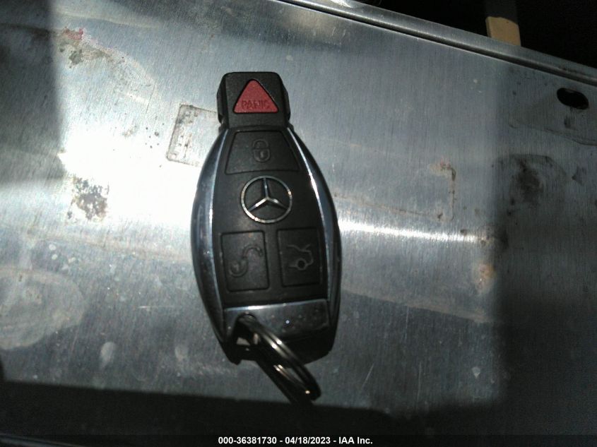 2013 MERCEDES-BENZ C 250 - WDDGJ4HB8DG075539